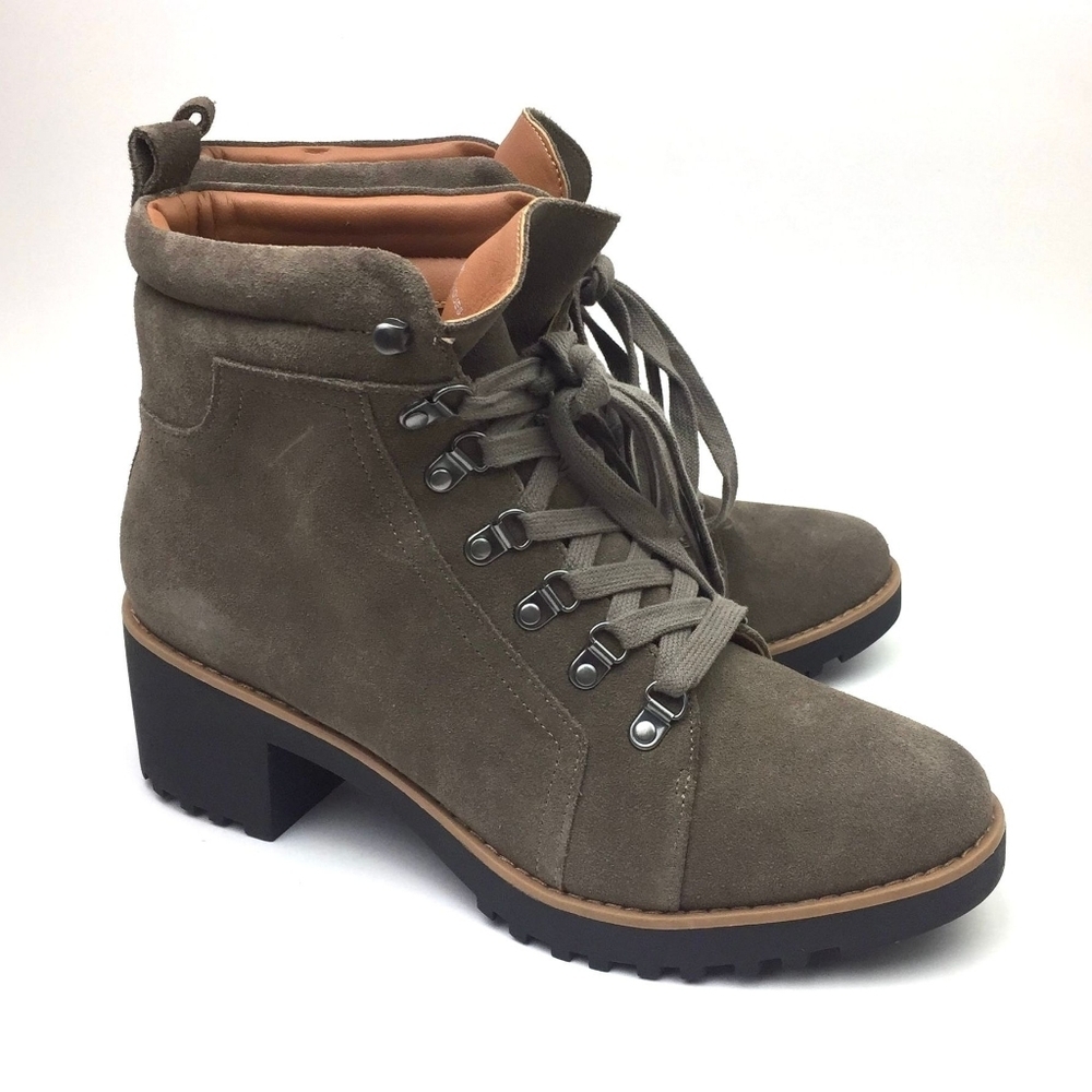 CASLON Jadey Water Resistant Bootie
